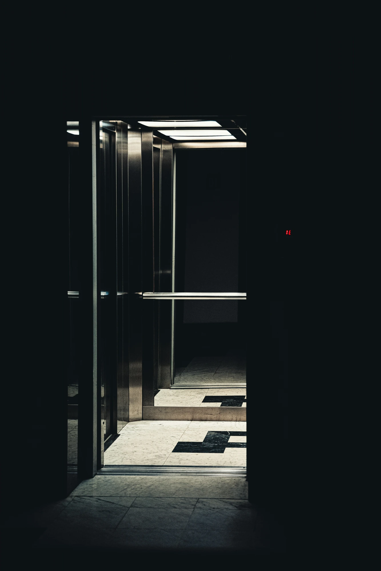 What to Do If an Elevator Suddenly Stops: A Step-by-Step Safety Guide